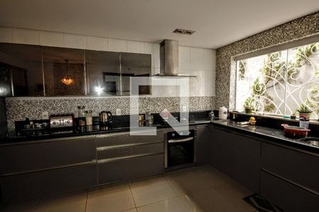 Casa para alugar com 420m², 4 quartos e 3 vagasCozinha