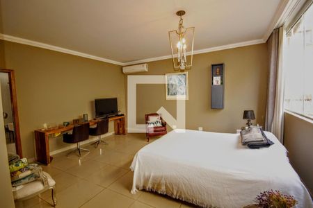 Casa para alugar com 420m², 4 quartos e 3 vagasQuarto 1