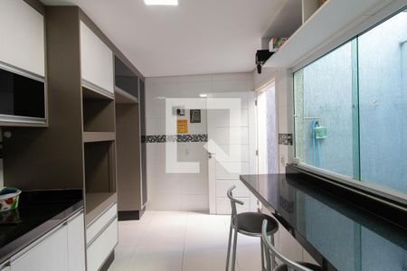 Casa de condomínio à venda com 100m², 3 quartos e 1 vagaCozinha