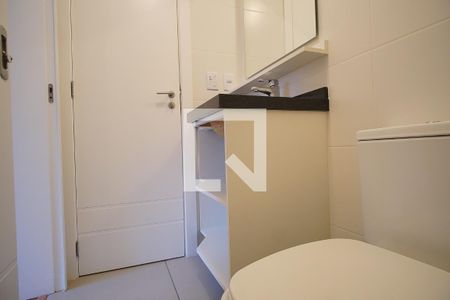Banheiro  de apartamento para alugar com 1 quarto, 34m² em Auxiliadora, Porto Alegre
