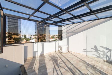 Apartamento à venda com 280m², 3 quartos e 3 vagasCobertura