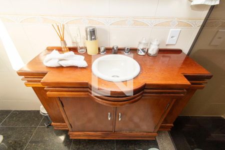 Apartamento à venda com 280m², 3 quartos e 3 vagasDetalhe do Banheiro Social