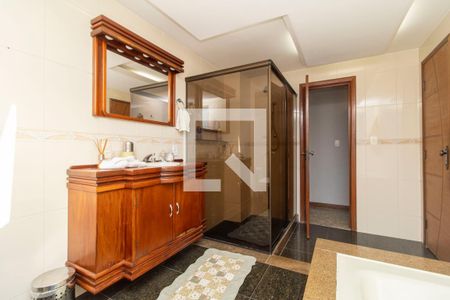 Apartamento à venda com 280m², 3 quartos e 3 vagasBanheiro Social