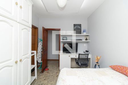 Apartamento à venda com 280m², 3 quartos e 3 vagasSuíte 2 Canadense