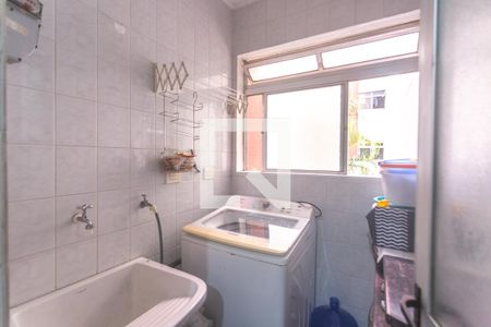 Apartamento à venda com 60m², 3 quartos e 2 vagas Apartamento à venda com 60m², 3 quartos e 2 vagasÁrea de serviço