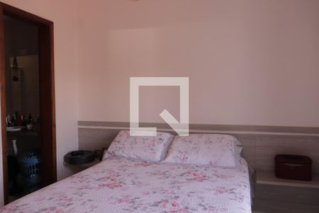 Casa de condomínio à venda com 75m², 2 quartos e 1 vagaSuíte 2