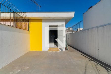 Casa à venda com 90m², 2 quartos e 2 vagas Casa à venda com 90m², 2 quartos e 2 vagasQuarto 2 - Varanda