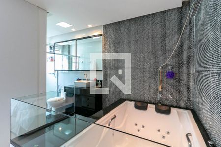 Apartamento para alugar com 450m², 4 quartos e 4 vagas Apartamento para alugar com 450m², 4 quartos e 4 vagasBanheiro da Suíte