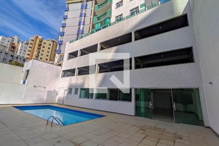 Apartamento para alugar com 450m², 4 quartos e 4 vagas Apartamento para alugar com 450m², 4 quartos e 4 vagasÁrea comum - Piscina