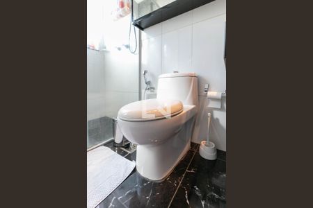 Apartamento para alugar com 450m², 4 quartos e 4 vagas Apartamento para alugar com 450m², 4 quartos e 4 vagasBanheiro da Suíte