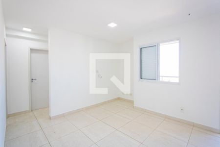 Sala de apartamento para alugar com 2 quartos, 68m² em Vila Humaitá, Santo André