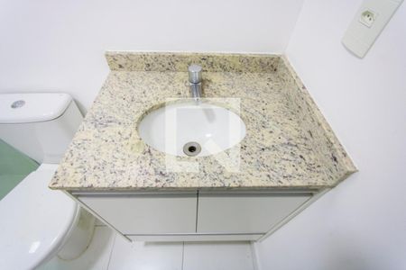 Apartamento para alugar com 68m², 2 quartos e 2 vagas Apartamento para alugar com 68m², 2 quartos e 2 vagasBanheiro social