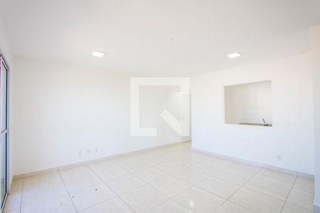 Sala de apartamento para alugar com 2 quartos, 68m² em Vila Humaitá, Santo André