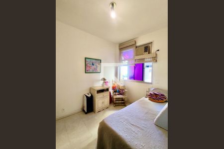 Apartamento à venda com 135m², 3 quartos e 2 vagas Apartamento à venda com 135m², 3 quartos e 2 vagasQuarto 2