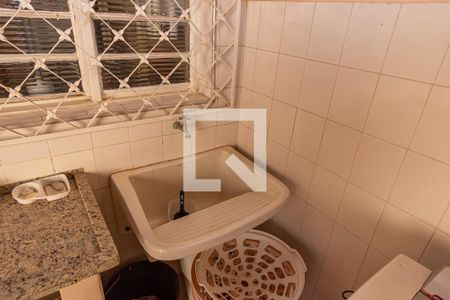 Casa à venda com 220m², 4 quartos e 3 vagasDetalhe Área de Serviço