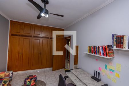 Casa à venda com 220m², 4 quartos e 3 vagasQuarto 2