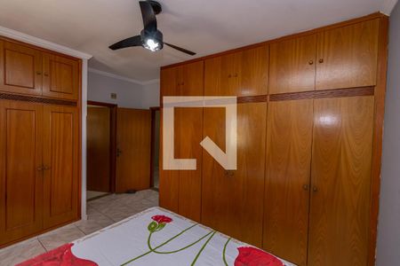 Casa à venda com 220m², 4 quartos e 3 vagasSuite 2