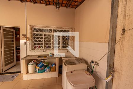 Casa à venda com 220m², 4 quartos e 3 vagasÁrea de Serviço