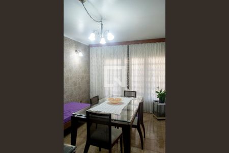 Casa à venda com 1321m², 3 quartos e 8 vagasCopa