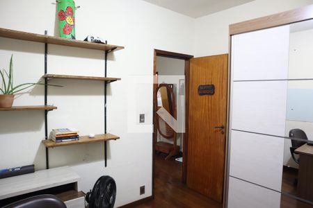 Casa à venda com 238m², 4 quartos e 4 vagasQuarto 3