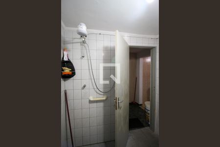 Casa à venda com 200m², 1 quarto e 2 vagas Casa à venda com 200m², 1 quarto e 2 vagasBanheiro