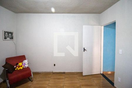 Casa à venda com 120m², 3 quartos e 2 vagas Casa à venda com 120m², 3 quartos e 2 vagasQuarto 3
