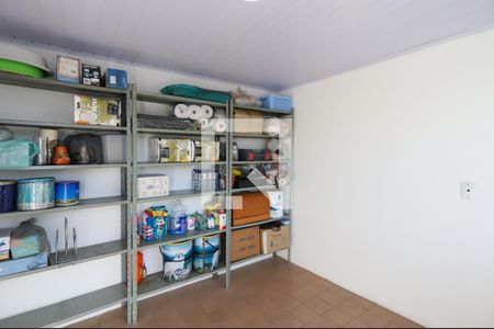 Casa à venda com 219m², 2 quartos e 5 vagas Casa à venda com 219m², 2 quartos e 5 vagasEdícula