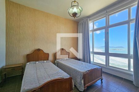 Quarto 1 de apartamento para alugar com 3 quartos, 129m² em Vila Alzira, Guarujá