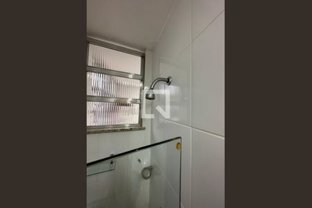 Apartamento à venda com 55m², 2 quartos e 1 vaga Apartamento à venda com 55m², 2 quartos e 1 vagaBanheiro