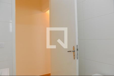 Casa à venda com 187m², 2 quartos e 2 vagas Casa à venda com 187m², 2 quartos e 2 vagasBanheiro
