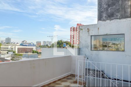 Casa à venda com 187m², 2 quartos e 2 vagas Casa à venda com 187m², 2 quartos e 2 vagasQuintal