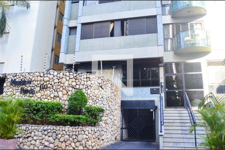 Apartamento à venda com 80m², 3 quartos e 1 vagaFachada