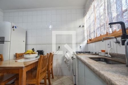 Casa de condomínio à venda com 130m², 2 quartos e 1 vagaCozinha