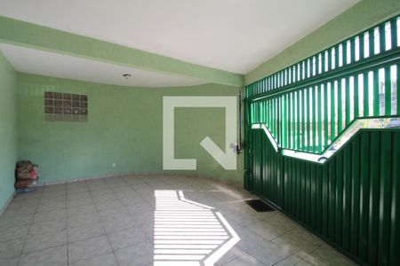 Casa à venda com 200m², 4 quartos e 2 vagasGaragem