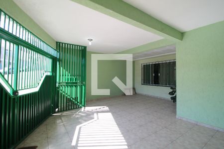 Casa à venda com 200m², 4 quartos e 2 vagasGaragem