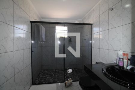 Casa à venda com 200m², 4 quartos e 2 vagasBanheiro da Suíte