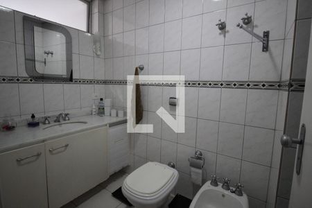 Apartamento à venda com 123m², 3 quartos e 2 vagasBanheiro