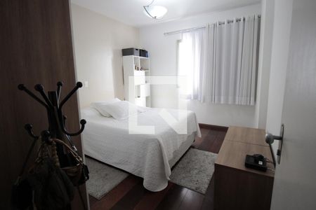 Apartamento à venda com 123m², 3 quartos e 2 vagasQuarto 2