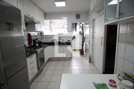Apartamento à venda com 123m², 3 quartos e 2 vagasCozinha