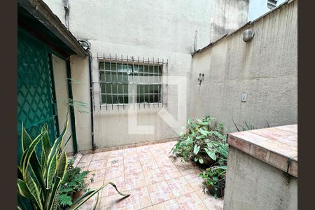 Apartamento à venda com 58m², 2 quartos e 1 vaga Apartamento à venda com 58m², 2 quartos e 1 vagaQuintal