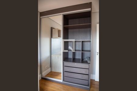 Apartamento à venda com 155m², 2 quartos e 4 vagas Apartamento à venda com 155m², 2 quartos e 4 vagasQuarto 2