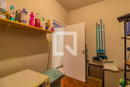 Casa à venda com 240m², 3 quartos e 2 vagas Casa à venda com 240m², 3 quartos e 2 vagasÁrea de Serviço