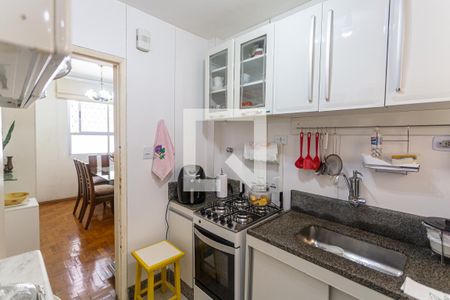 Apartamento à venda com 105m², 2 quartos e 1 vaga Apartamento à venda com 105m², 2 quartos e 1 vagaCozinha