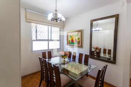 Apartamento à venda com 105m², 2 quartos e 1 vaga Apartamento à venda com 105m², 2 quartos e 1 vagaCopa