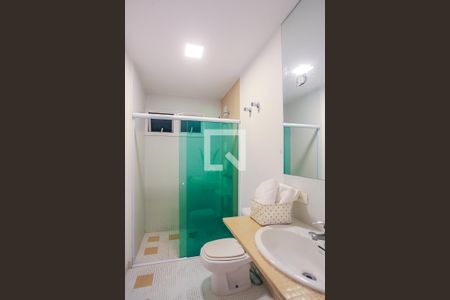 Casa à venda com 755m², 6 quartos e 4 vagasSuíte 2 - Banheiro