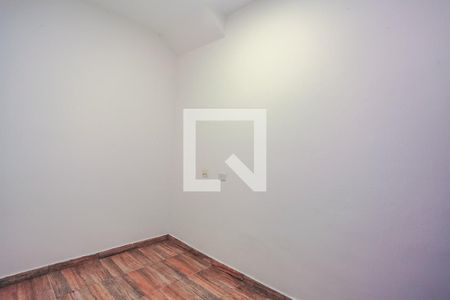 Casa à venda com 755m², 6 quartos e 4 vagasÁrea de Serviço - Quarto 1