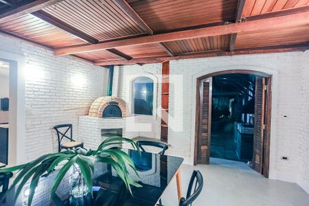 Casa à venda com 755m², 6 quartos e 4 vagasEspaço Gourmet