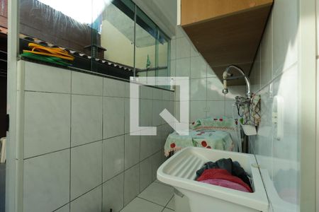 Casa à venda com 140m², 3 quartos e 4 vagasÁrea de Serviço