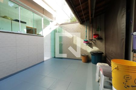 Casa à venda com 140m², 3 quartos e 4 vagasQuintal