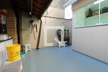 Casa à venda com 140m², 3 quartos e 4 vagasQuintal
